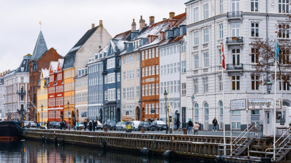 How Mozambique Pinterest bloggers can collaborate with Malaysia advertisers in 2025