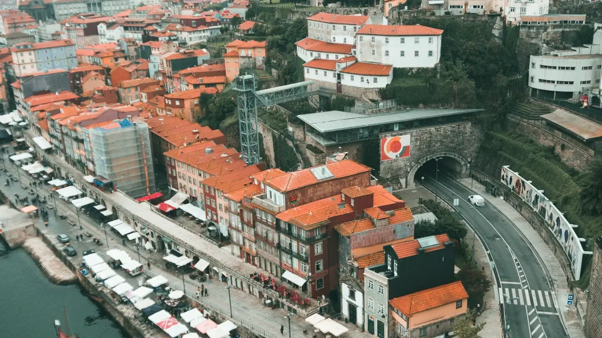 Criadores MOZ: como contactar marcas equatorianas na Amazon e fechar com boards turísticos