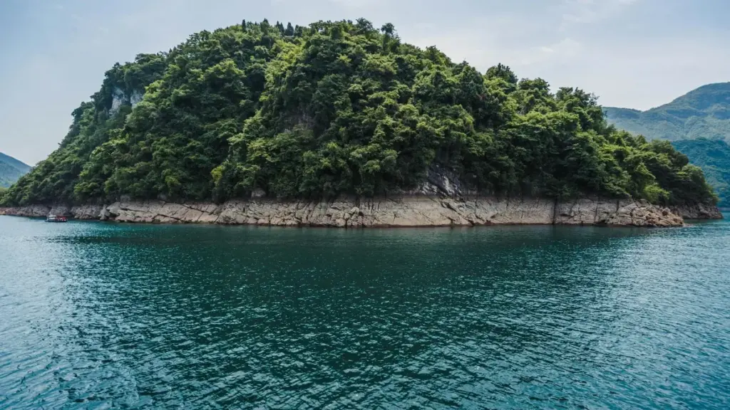 Guia prático para criadores em Moçambique que querem abordar marcas bolivianas no Twitter: estratégia, mensagens, timing e táticas reais para aumentar hipóteses de colaboração.