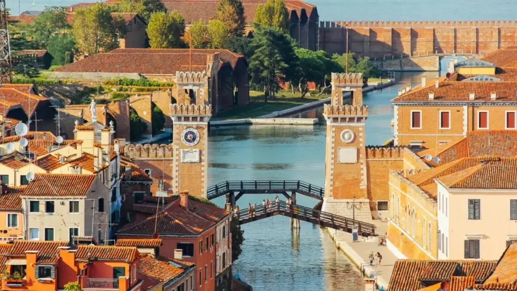 Guia prático pra marcas em Moçambique encontrarem e contratar criadores baseados no Luxemburgo no Bilibili para vendas sazonais.