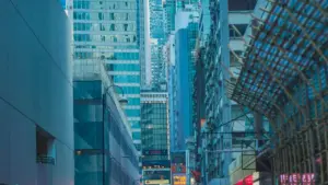 Guia prático para anunciantes em Moçambique que querem parceiros locais na República Checa: onde procurar, como avaliar, contactos e táticas de abordagem.