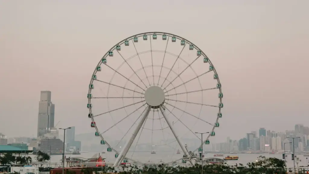 Guia prático para anunciantes em Moçambique sobre como identificar, avaliar e integrar criadores do Instagram de Bangladesh em livestreams de marca — estratégias, riscos e táticas reais.