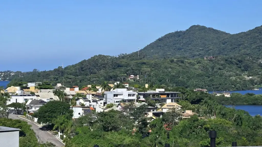 Практичен водич за огласувачи во Мозамбик: како да најдете и верификувате South Korea Josh креатори, логистика за PR пакети и ризици.