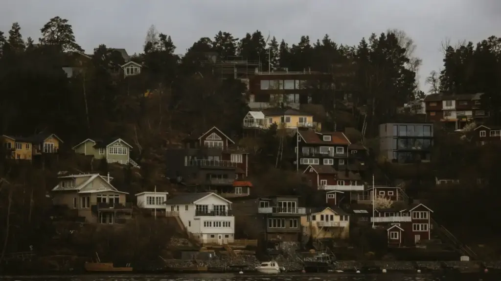 Практичен водич за креатори од Мозамбик: како да им пријдеш на малезиски брендови, што да им понудиш и како да добиеш одговор без да изгледаш како спам.